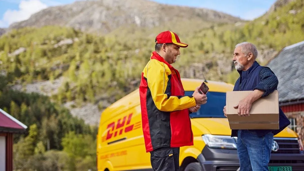 dhl suspends global shipments